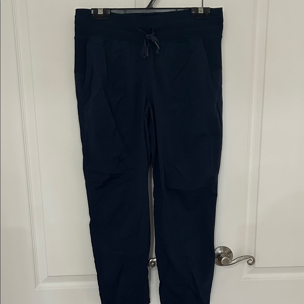 Lululemon dance pants 25”